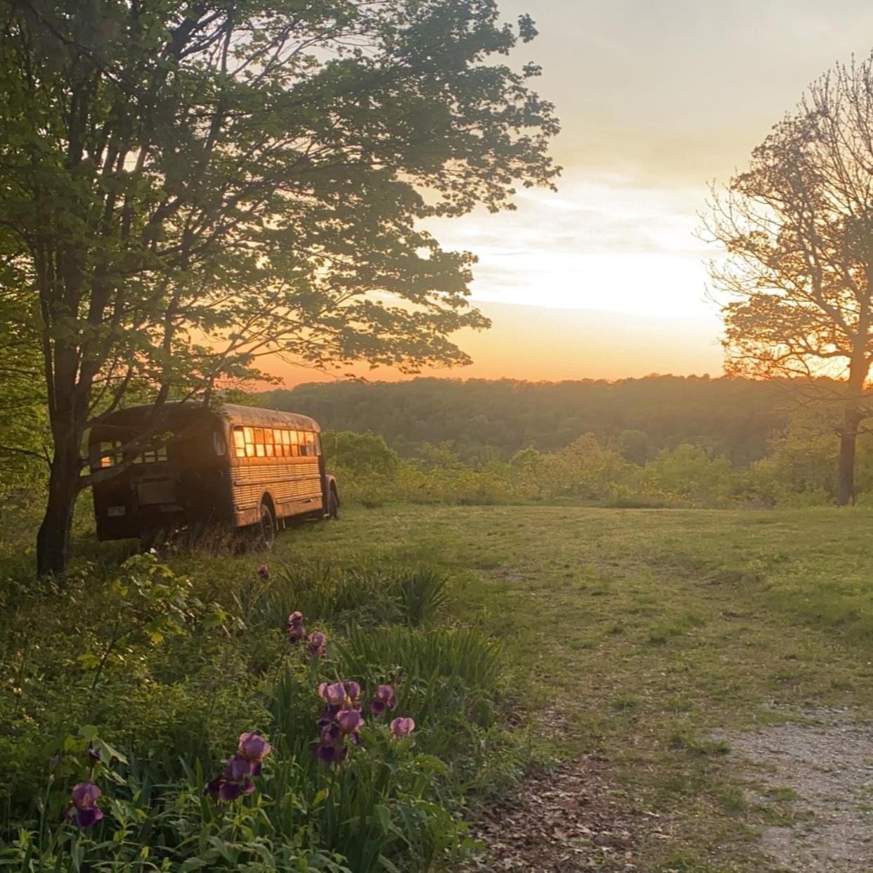 Bigfoot Hideout Hotel Winslow Bagian luar foto